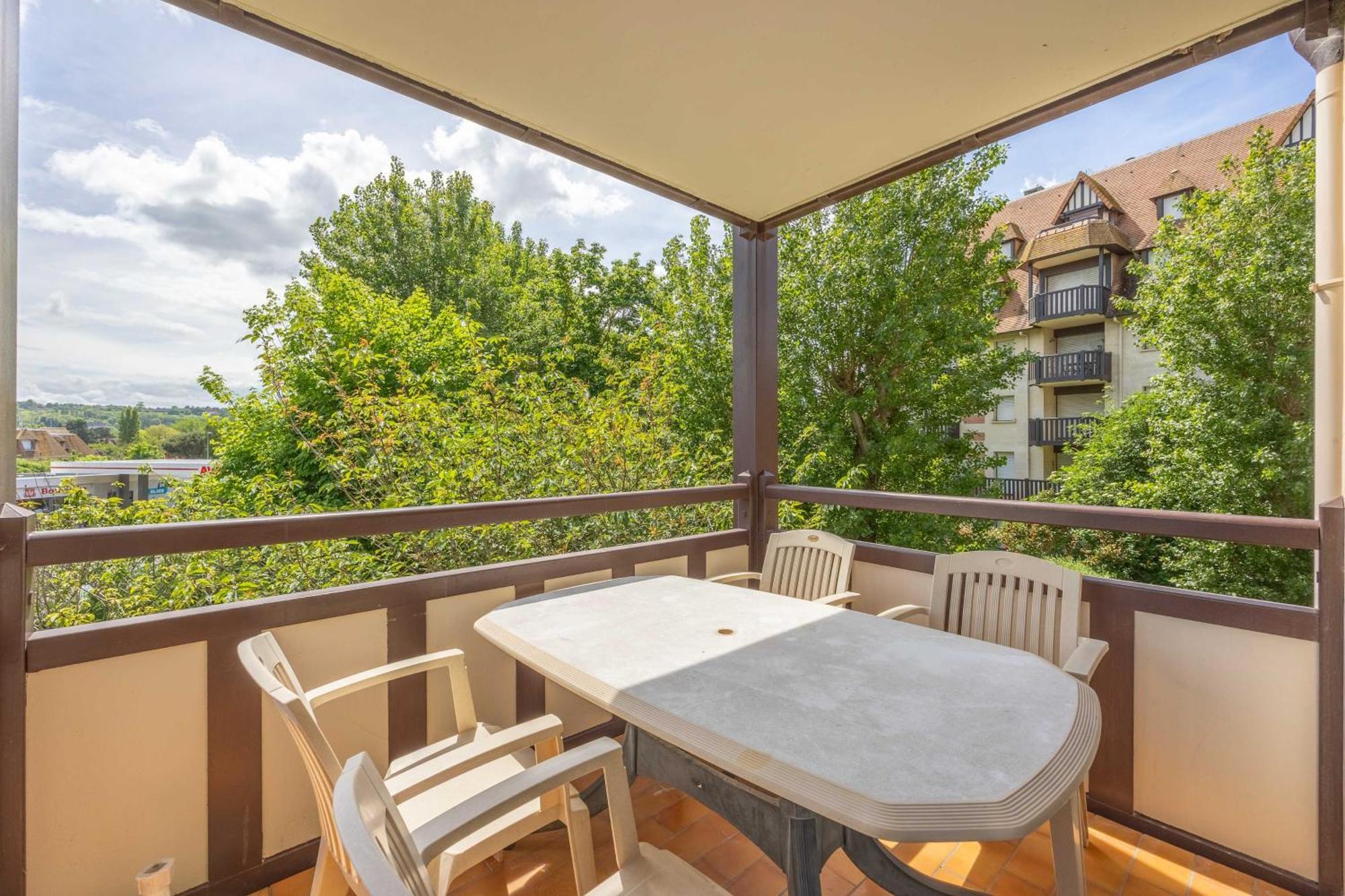 דוביל Apartment With Parking And Balcony Near The Beach מראה חיצוני תמונה